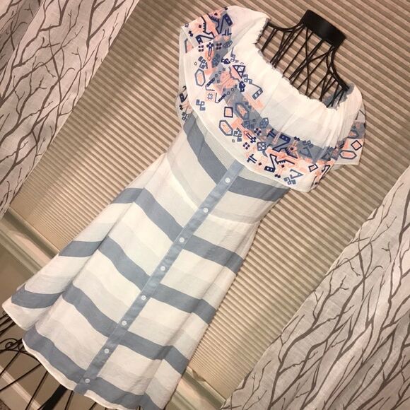 NWT SUGAR+L!PS Off Shoulder Summer Dress - Size M - Picture 3 of 8